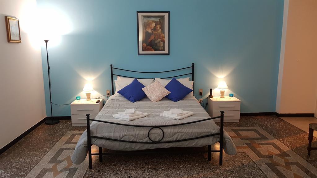 Royal Suite Генуа Екстериор снимка
