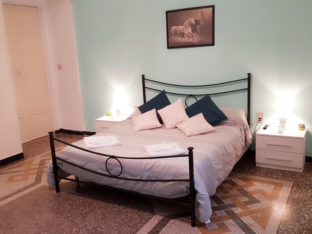 Royal Suite Генуа Екстериор снимка