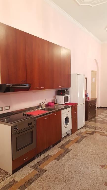 Royal Suite Генуа Екстериор снимка