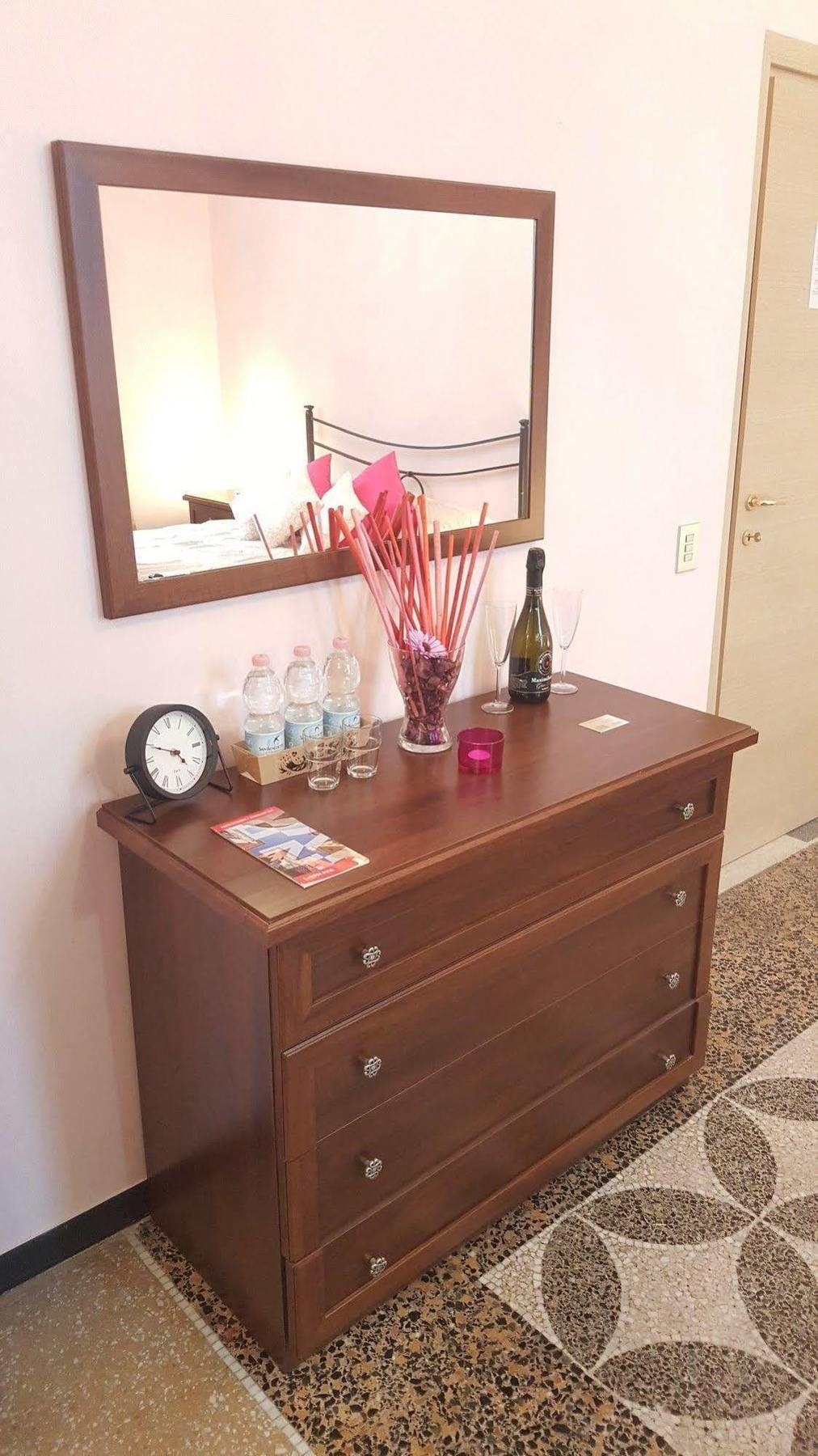 Royal Suite Генуа Екстериор снимка